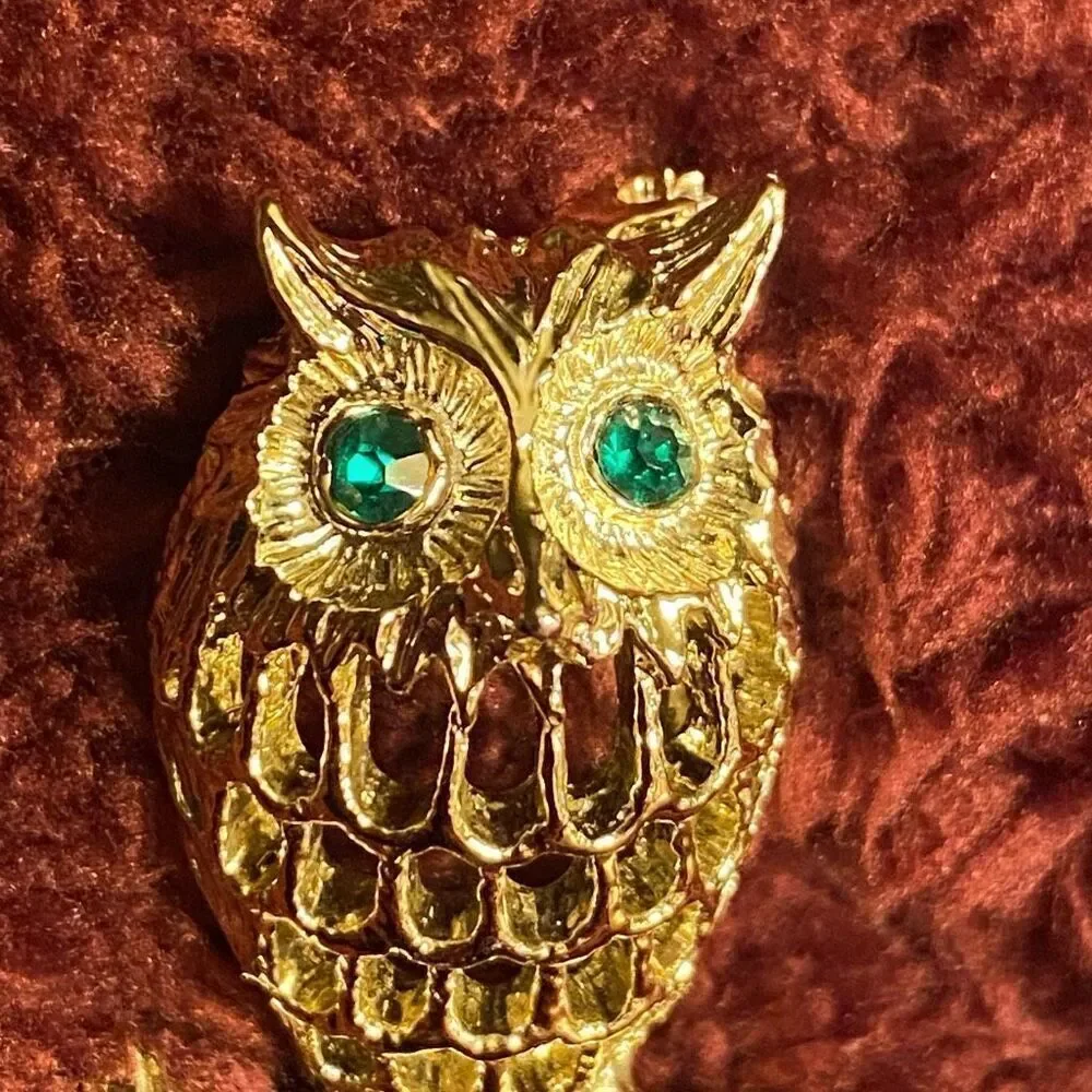 Goldtone Owl Brooch Pin Rhinestone Eyes